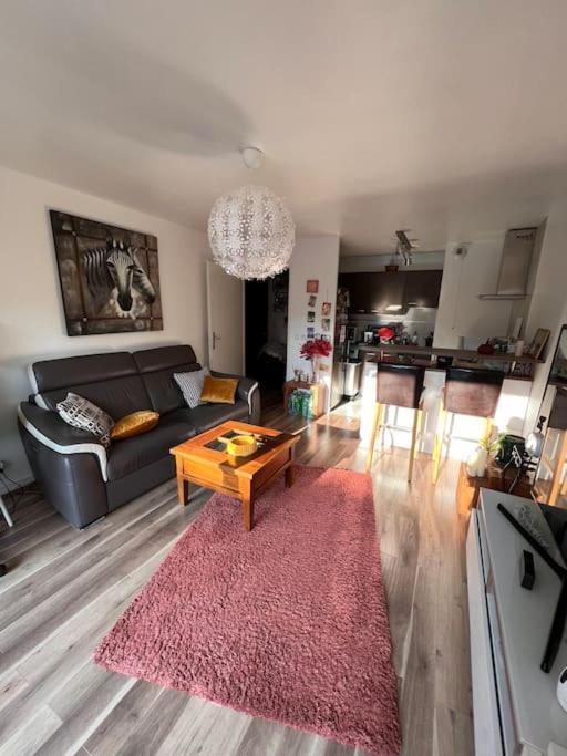 Appart 2 Chambres 17 Min De Paris Rosny-sous-Bois Exterior foto